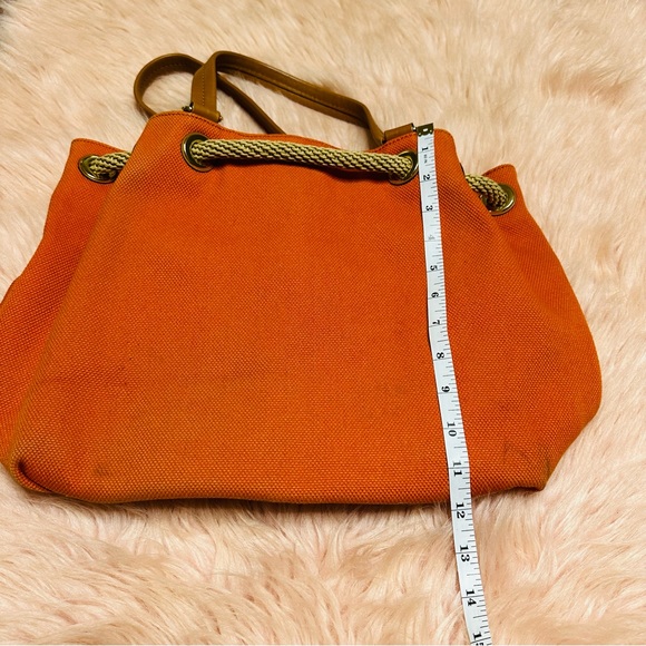 Michael Kors handbag with tassel detail. - Picture 15 of 16